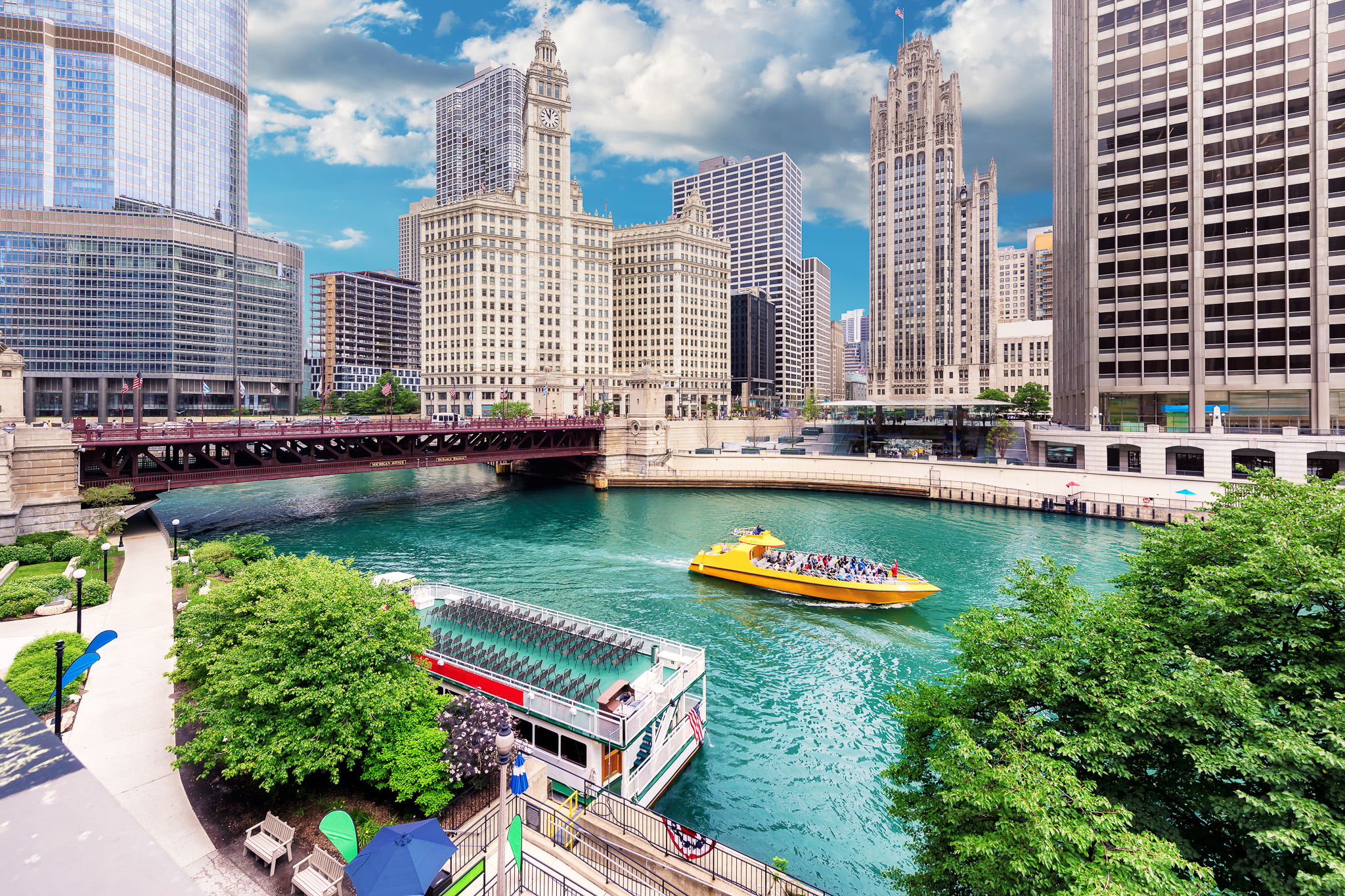 City of Chicago. Image of Chicago downtown and Chicago River